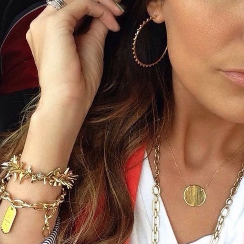 :: Stella & Dot Retired [GOLD] Isadora Hoops - Picture 6 of 11